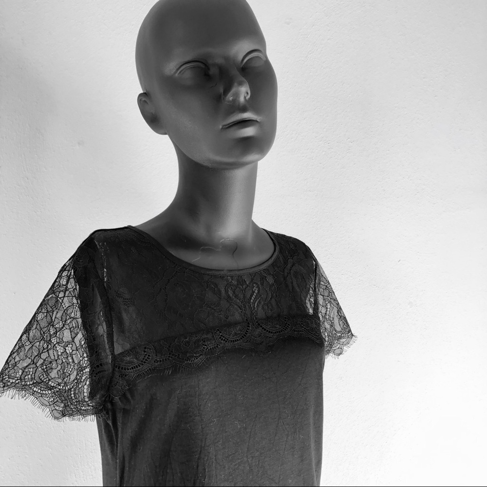 Ann Taylor Petite Lace T Shirt - Small
